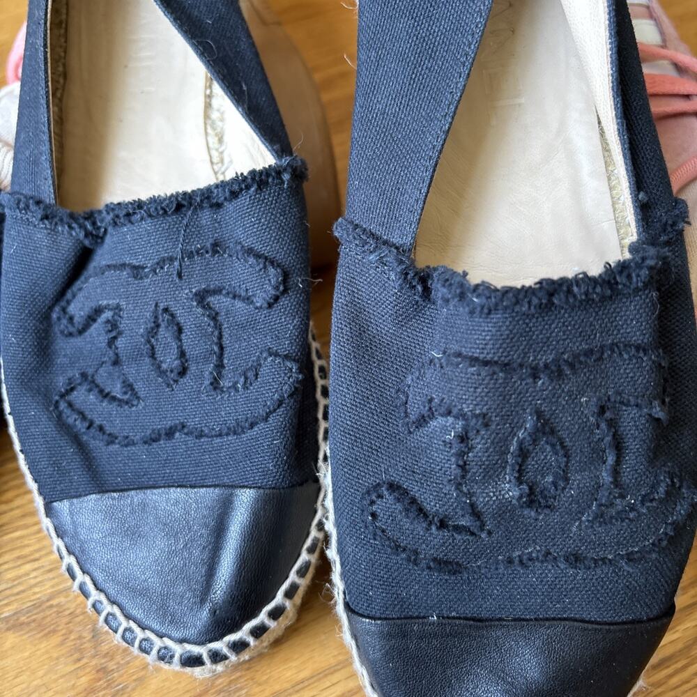 Chanel CC Logo Black Denim leather cap Espadrille Flats EU 38 US 7.5 - Picture 16 of 16